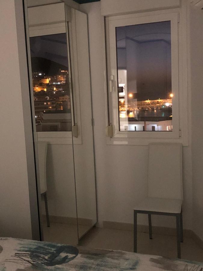 First Line Sea, Luxury Penthouse, Sea And Sunset View Vivenda Vacational Guayero 618 Lägenhet Los Cristianos  Exteriör bild